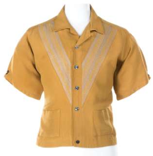 Lot 983 - Michael Richards "Kramer" shirt from Seinfeld.