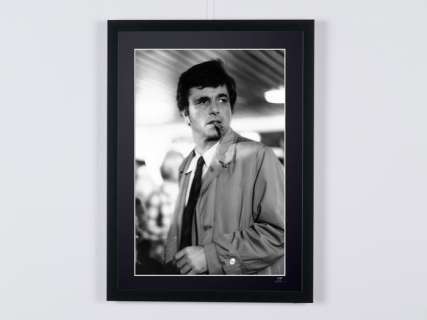 Columbo - Classic TV - Peter Falk As Inspector Columbo | Columbo - Classic TV - Peter Falk as Inspector Columbo - Fine Art Photography - Luxury Wooden Framed 70X50 cm - Limited Edition Nr 04 of 50 - Serial ID 17174 - Original Certificate (COA), Hologram Logo Editor and QR Code | Catawiki