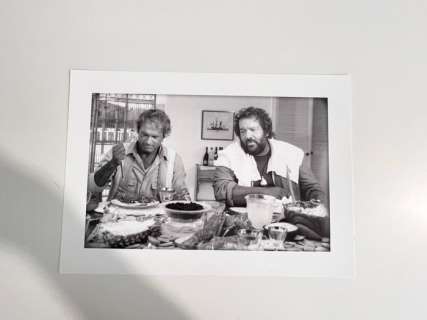 Terence Hill & Bud Spencer in "I’m for the Hippopotamus" .. (1979) - - Collector Image - Size 42x30 cm -Gallery Stamp 02/20 - 100% new - Never Exposed - Baryta - Flat shipped ! - No carton tube | Catawiki