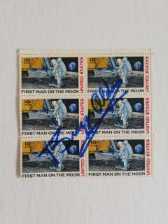Apollo 11: Buzz Aldrin Apollo 11 LMP handsigned First Man On The Moon US stamps | Catawiki