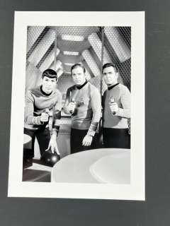 Star Trek - Classic TV - KIrk, Spock & Scotty - Promo Shot - Collector Image - Size 42x30 cm - 100% new - Gallery Stamp -Siogn & Numbered 3/20 pcs - Never - Flat shipped ! - No carton tube - Ready to Frame size A3 42x30 cm | Catawiki