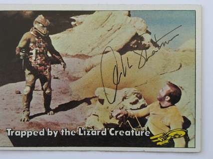 Topps - 1 Card - Star Trek - Trapped by the Lizard Creature signed William Shatner | Catawiki