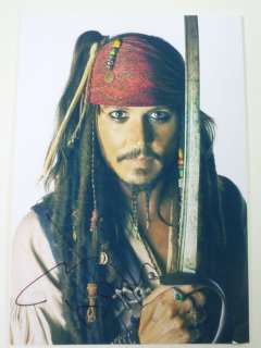 Johnny Depp as Jack Sparrow, signed - Pirates of the caribbean | Catawiki