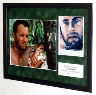 Cast Away - Tom Hanks (Chuck Noland) Framed, signed + Certificate of Authenticity | Catawiki