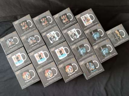 007 James Bond 19 movie mugs | Catawiki