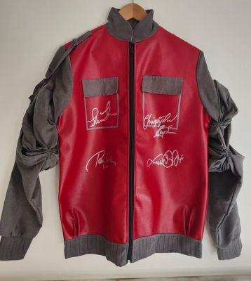 Back to the Future - Cast Signed Marty McFly Jacket – Michael J. Fox, Christopher Lloyd, Lea Thompson & Thomas F. Wilson | Catawiki