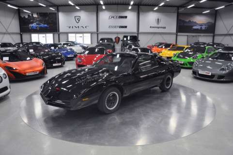 KITT KNIGHT RIDER 1982 PONTIAC FIREBIRD TRANS AM | Julien’s