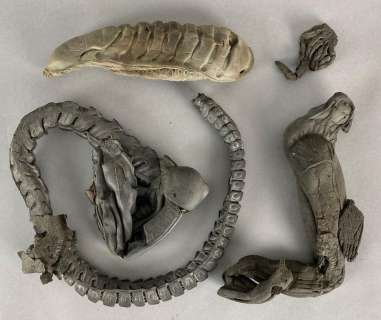 1986 Alien II Xenomorph Queen Babies Blown Up Body Parts Props | misc / divers