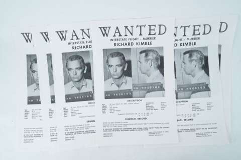 The Fugitive (1960s) Lot of (13) Prop Wanted Posters | GWS Auctions