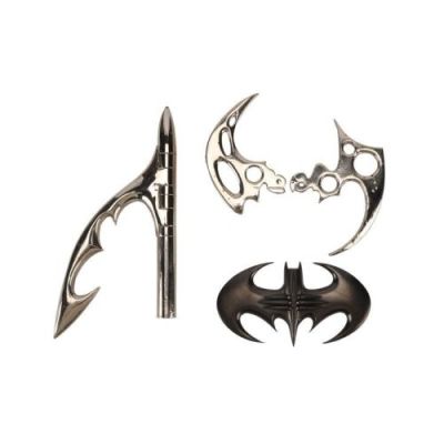 Batman Forever (1995) | Batman (Val Kilmer) Batarang, Grappling Hook and Gadget Pieces | Propstore