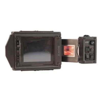 Blade Runner 2049 (2017) | Lot 105 : K’s (Ryan Gosling) Slide Reader with Skeleton Slide | Propstore