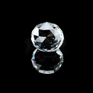 A BEAUTIFUL MIND (2001) - Lot 76 - Alicia Nash‘s (Jennifer Connelly) Refractive Glass Gift