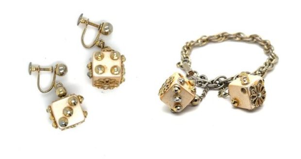 Marilyn Monroe Memorabilia Personal Costume Novelty Dice Jewelry Set | eBay Europe (Buy It Now)