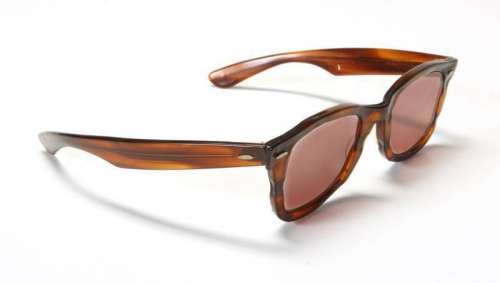 Lot 468 - THE BLUES BROTHERS JOHN BELUSHI SUNGLASSES