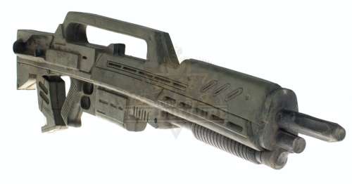 Starship Troopers - Rubber Stunt Morita Rifle - A466 | Icons of Pop Culture
