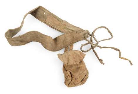 Lot 952 - MIA FARROW "PETER PAN" BELT AND SIGNED PROGRAM