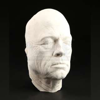 THE CURIOUS CASE OF BENJAMIN BUTTON (2008) - Lot 127 - Benjamin Button (Brad Pitt) Old Age Make-up Reference Cast