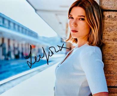 James Bond 007: No Time To Die - Lea Seydoux (Madeleine), signed with COA