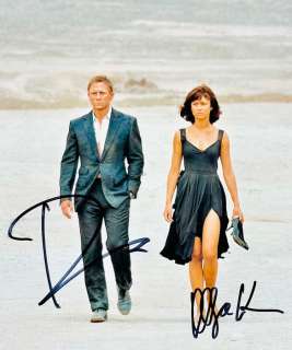James Bond 007: A Quantum of Solace - Double signed with COA by Daniel Craig and Olga Kurylenko | Catawiki