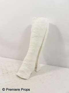 Lot 338 - Inglourious Basterds Bridget von Hammersmark (Diane Kruger) Leg Cast Movie Props