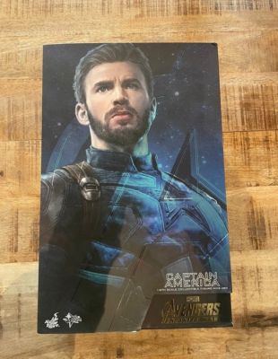 Avengers - Hot Toys - - Movie prop Hot Toys 1/6ème de Captain America (Steve Rogers) tirée du film Avengers: Infinity War (référence | Catawiki