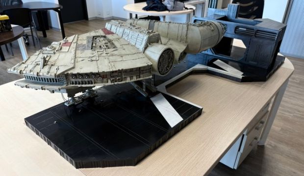 Attakus - Diorama - Star Wars - Death Star: Millennium Falcon & Final Duel Corridor (179 x 68 x 44 cm) - Pick Up Only, France