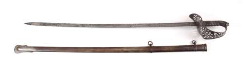 ERROL FLYNN CHARGE OF THE LIGHT BRIGADE SWORD AND PHOTOGRAPHS | Julien’s