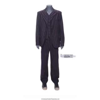 The Umbrella Academy (2019-2024) - Lot 50 - Klaus Hargreeves‘s (Robert Sheehan) Suit From Sir Reginald‘s Closet Costume