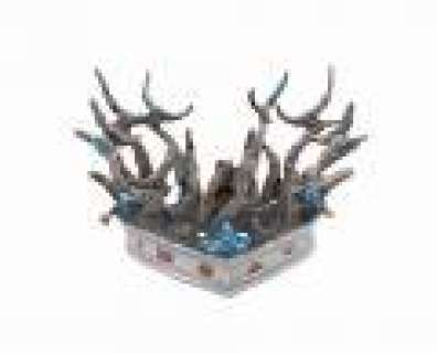 Dirk Gently | Lot DG14 - Suzie’s Crown | ScreenBid