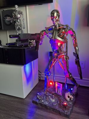 Agora Models Terminator T800Custom Modified Base-PSA/DNASchwarzenegger Signed | eBay US