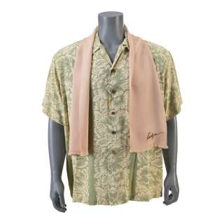 PEARL HARBOR (2001) - Lot #1247 : Rafe McCawley‘s (Ben Affleck) Hawaiian Shirt and Embroidered Scarf