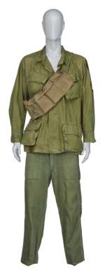 Lot 737 - PLATOON: TOM BERENGER "SGT. BARNES" ARMY UNIFORM (WITH DVD)