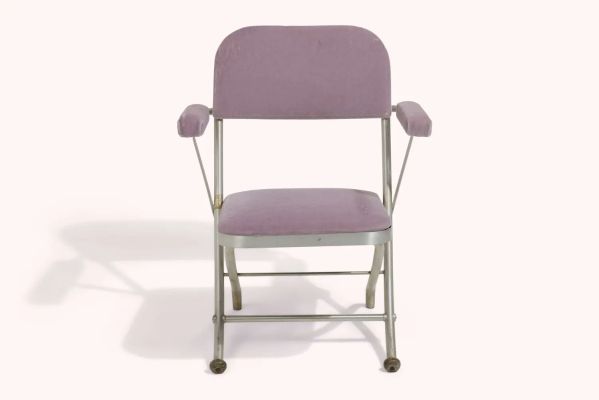 And Just Like That… | Carrie Bradshaw’s Warren McArthur Tubular Folding Armchair | Julien’s