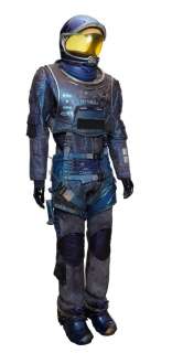 RED PLANET (2000) - Lot #313 : Dr. Chip Pettengill‘s (Simon Baker) Spacesuit on Display