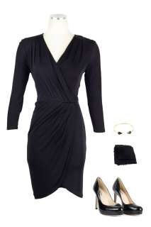 Lot 74 - Agent Lacey (Lizzy Caplan) Hero Book Reading Costume from The Interview