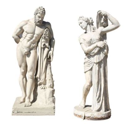 CITIZEN KANE (1941) - Lot #1350 : Pair of Oversized Xanadu Statues