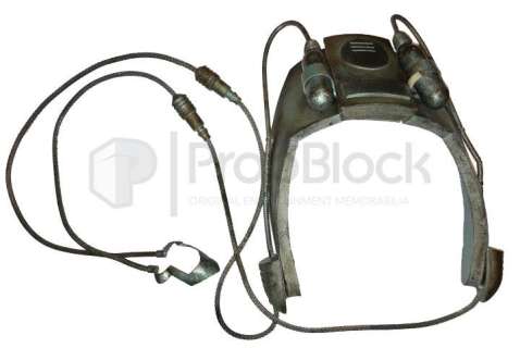 Lot 18 - Battlefield Earth Breathing Device