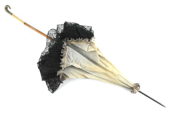 Ryan’s Daughter (1970) - Rosy Ryan’s (Sarah Miles) Flying Parasol film prop from David Lean’s… | Ewbank’s