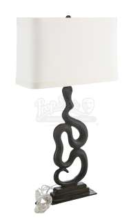 Marvel‘s Luke Cage - Lot 461 - Harlem‘s Paradise Snake Lamp