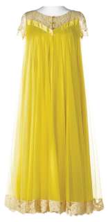 Lot 331 - "Emma Pillsbury" and "Will Sheuster‘s" pajama ensemble