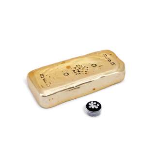 Game of Thrones: One House Tyrell Gold Bar, HBO® Original 2011-2019, Season 7, Episode 4 "The Spoils of War", 2 | Bonhams