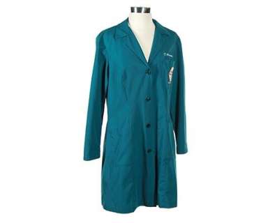 Bones - Lot 498 - Dr. Brennan‘s Lab Coat - 1 of 2