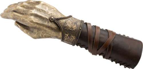 Jaime Lannister (Nikolaj Coster-Waldau) Gold Hero Hand and Cuff from Game of Thrones (HBO® Original 2011-2019, Season 4).