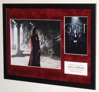 Game of Thrones | Game of Thrones - Carice van Houten (Melisandre) Framed, signed + COA & GCC sticker | Catawiki