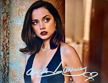 James Bond 007: No Time To Die | James Bond 007: No Time To Die - Ana de Armas (Paloma), signed with COA | Catawiki