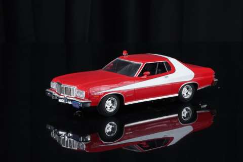 Starcky & Hutch TV Series - 1976 Ford Gran Torino - Scale 1/18 - Starcky & Hutch TV Series - 1976 Ford Gran Torino - Scale 1/18 - 100% new product on the original box - Diecast metal - Greenlight