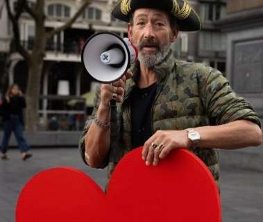 Het Perfecte Plaatje - Foto: Antoinette Hertsenberg (Winnaar) - Hartje Amsterdam - Framed (90x60 cm) | Catawiki