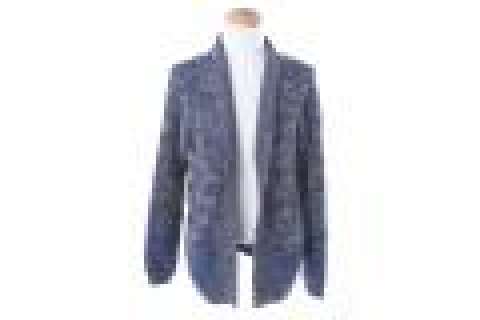 Breaking Bad - Lot 503 - James (As Played By James Franco) Character‘s Gucci Sweater