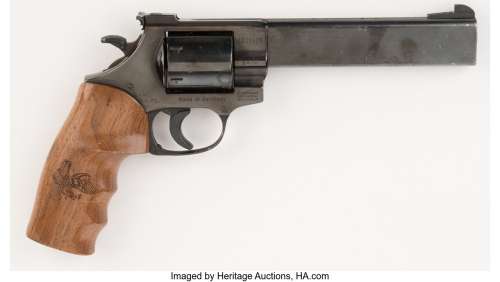 Tommy Lee Jones "Two-Face" (2) custom Windicator revolvers from Batman Forever....