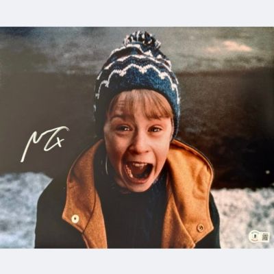 Home Alone - Signed by Macaulay Culkin (Kevin) - RARE | Catawiki